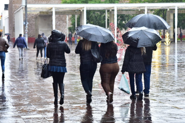 Alerta Protección Civil municipal de Aguascalientes a la población por bajas temperaturas y lluvias