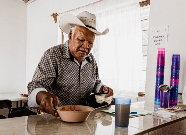 Durante el 2023 se crearon 12 Comedores Comunitarios para personas adultas mayores 