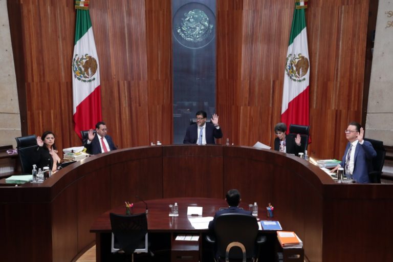 TEPJF confirmó la sentencia del Tribunal Electoral local para que el Congreso de NL proceda a tomar protesta a una diputada local