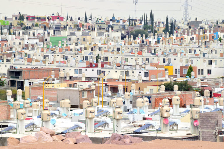 INFONAVIT llama a evitar fraudes a través de traspasos de vivienda en Aguascalientes