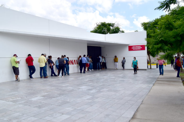 Más de 25 mil personas en Aguascalientes convirtieron su crédito INFONAVIT a pesos 