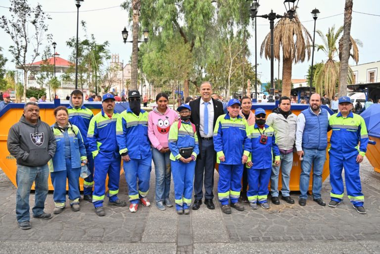 Más contenedores y un camión cero contaminación para Jesús María