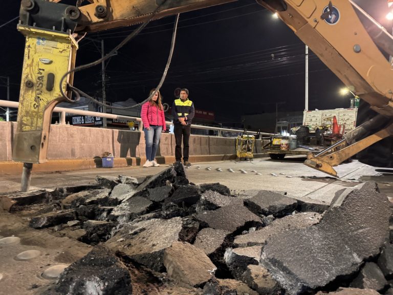 Municipio intensifica operativo de bacheo nocturno en vialidades principales