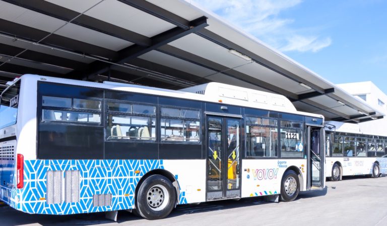 Trabajan por mejorar el transporte público para usuarios al oriente de la ciudad y con alguna discapacidad