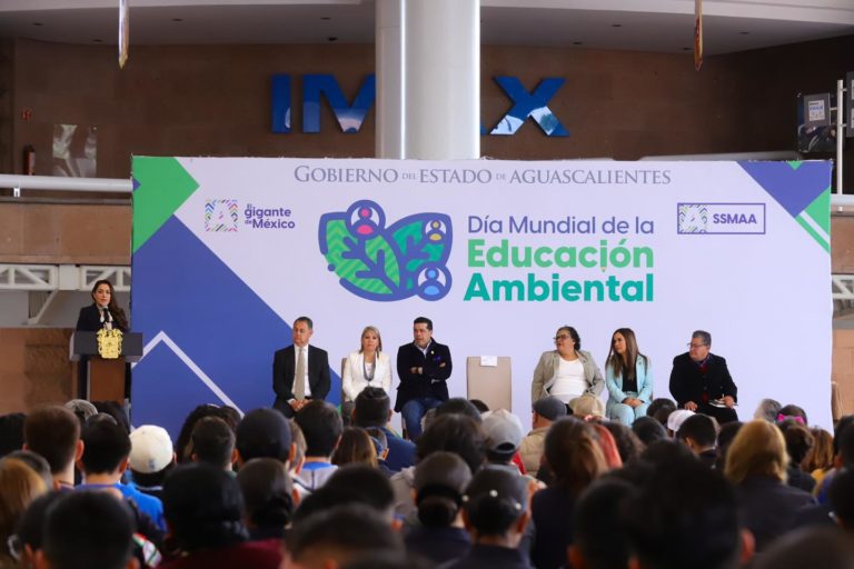 Reconoce la gobernadora la aportación de educadores y centros ambientales en el estado de Aguascalientes