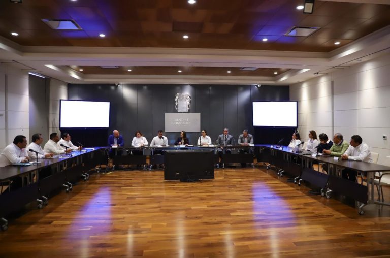 Gobernadora de Aguascalientes encabezó reunión con líderes sindicales