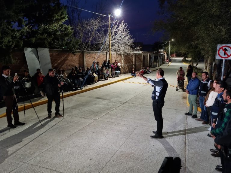 Municipio de Jesús María realizó acciones en beneficio de la calle Revolución