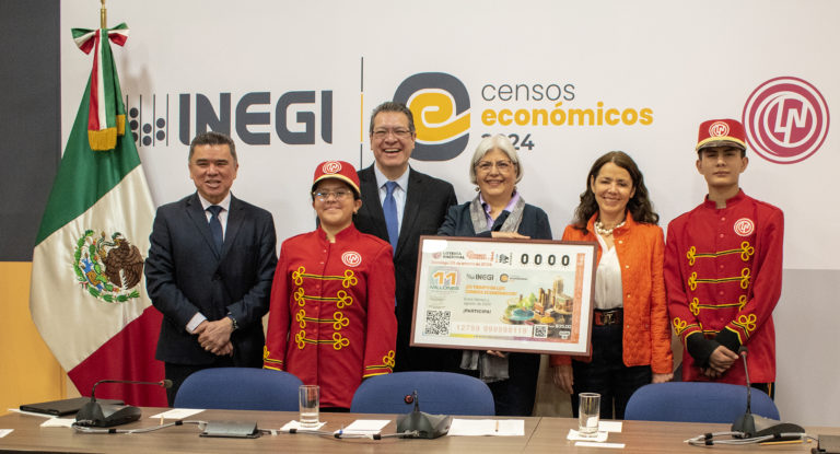 INEGI y Lotería Nacional develan billete sobre el inicio de los censos económicos 2024