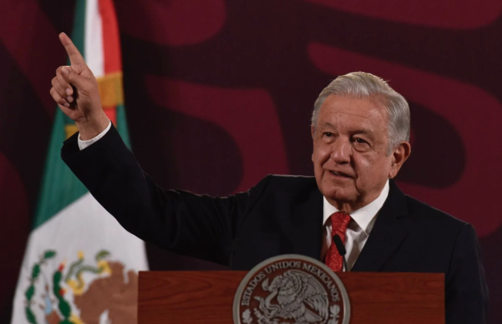 AMLO afirma que “megafarmacia” tiene todos los medicamentos 