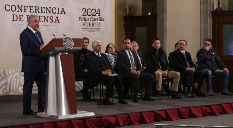 AMLO plantea más austeridad republicana 