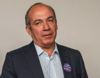 Felipe Calderón admite que salida de Azucena Uresti fue por “decisión profesional”
