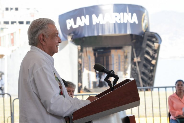 AMLO constata arribo a Acapulco de enseres domésticos provenientes de China