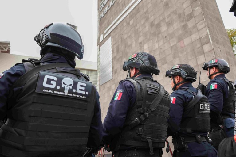 Municipio de Aguascalientes rinde homenaje a policías caídos en el cumplimiento del deber