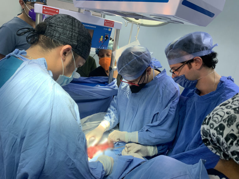 Médicos se rehúsan a trabajar en el sector público en Aguascalientes