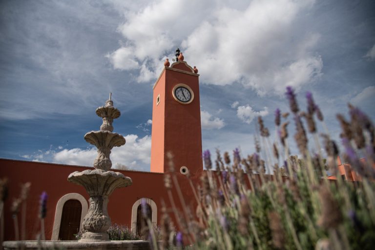 Descubre la belleza de la Hacienda Jaltomate con un increíble concierto de boleros en Aguascalientes