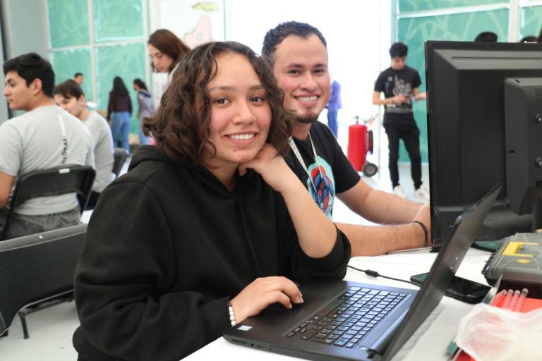 Gobierno del Estado de Aguascalientes invita a participar por una de las 300 becas en IA y Blockchain