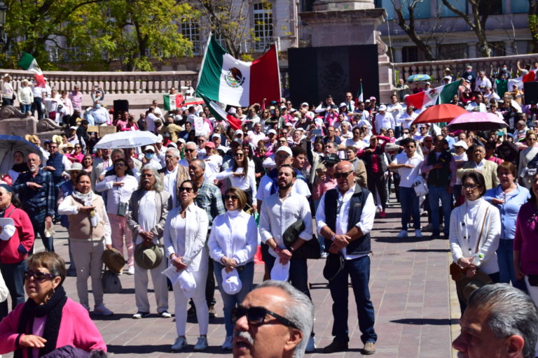 La clase privilegiada es la que ahora se manifiesta: Regalado Ugarte