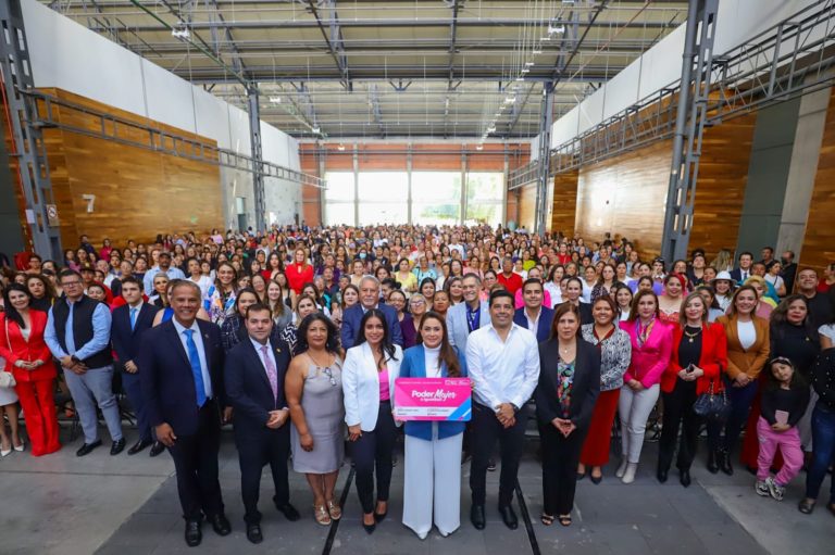 Anuncian bolsa de 30 mdp en apoyo a mujeres emprendedoras en Aguascalientes