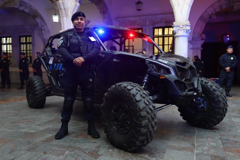 Gobernadora entregó equipamiento por 40 mdp a la Policía Estatal de Aguascalientes