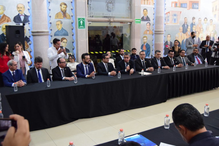 Jesús Figueroa presentó su Sexto Informe de administración frente a la FGE de Aguascalientes