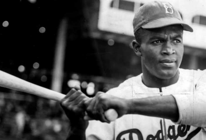 Jackie Robinson, el primer beisbolista afroamericano que jugó en Grandes Ligas