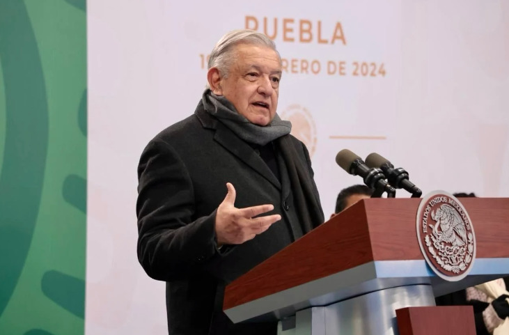 AMLO tunde a asistentes de la marcha por la democracia: “se disfrazan de demócratas”