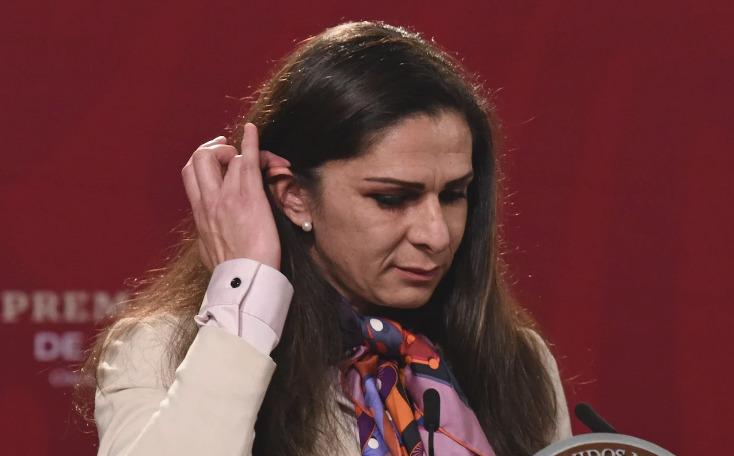 Ana Guevara mantiene en la CONADE a dos funcionarios acusados de corrupción