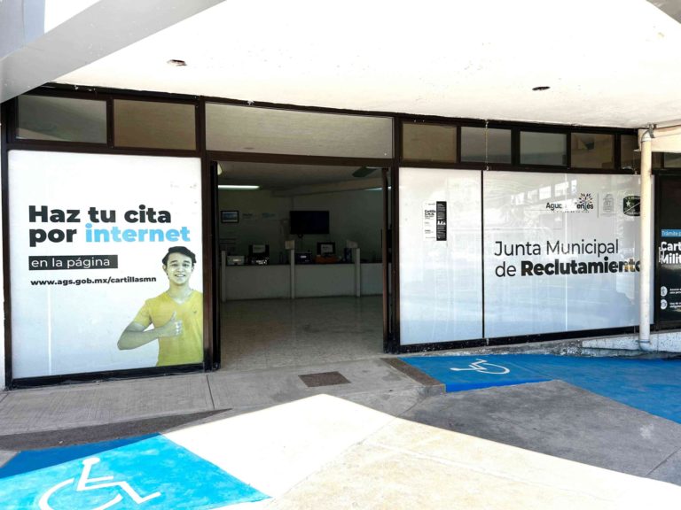 Convocan a tramitar la Cartilla del Servicio Militar Nacional