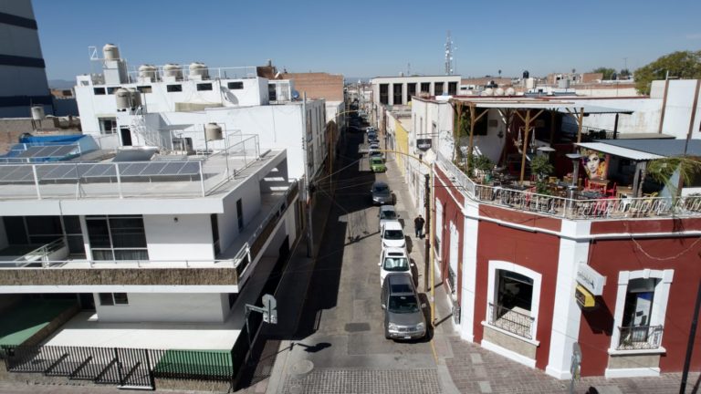 Inicia municipio de Aguascalientes obras de rehabilitación de la calle Ramón López Velarde