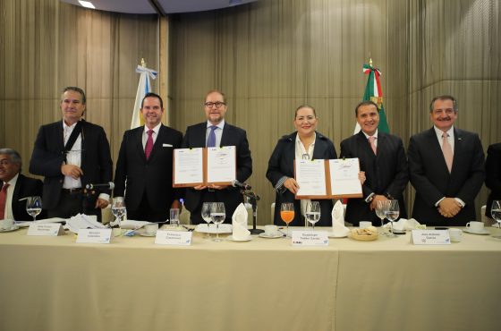 Firma INE convenio de colaboración con Consejo de la Comunicación