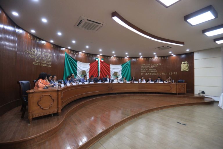 Ayuntamiento de Aguascalientes aprobó reglamento de ordenamiento de infraestructura de telecomunicaciones y electricidad
