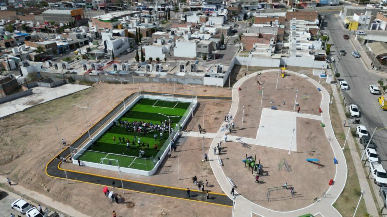 Municipio de Aguascalientes pone en operación dos parques al oriente de la ciudad