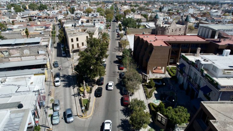 Habrá cierres viales en la calle Vázquez del Mercado