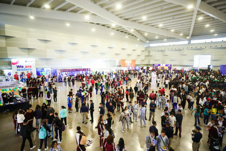 Tere Jiménez inauguró la Expo Prepas 2024 en Aguascalientes