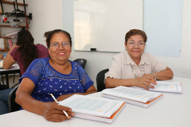 INEPJA ofrece oportunidades para que termines tu primaria y secundaria