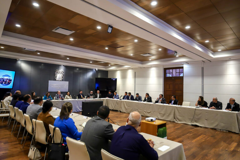 Tere Jiménez se reunió con rectores de universidades de Aguascalientes