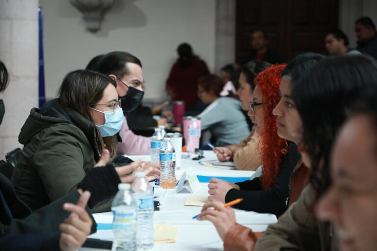 Oportunidades para las mujeres en este “Jueves de Bolsa de Trabajo” 