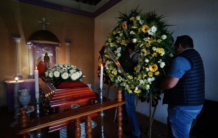 “Dedazo” del narco detona desbandada de aspirantes en Michoacán