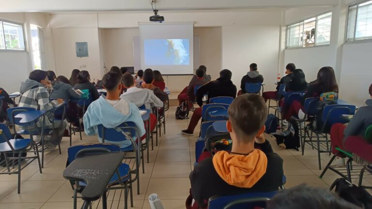 Es todo un problema cuando la educación se convierte en un tema político