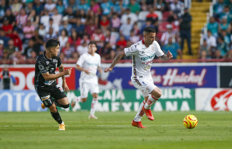 Necaxa perdió 2-1 contra León