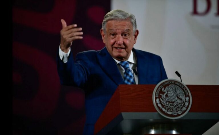 AMLO anuncia “gira del adiós” por todo el país 