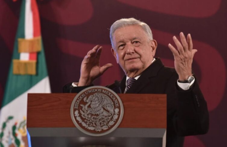 López Obrador sugiere a Biden y Trump regular venta de armas tras atentado 