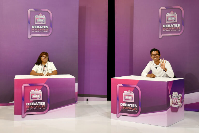 Efectúa IEE debate entre candidaturas a Diputación Local del Distrito 4