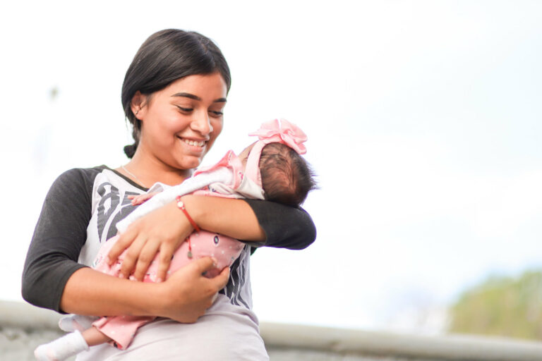 Aprueba Senado Semana Nacional de la Lactancia Materna