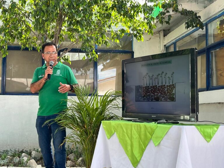 Participa en talleres de educación ambiental
