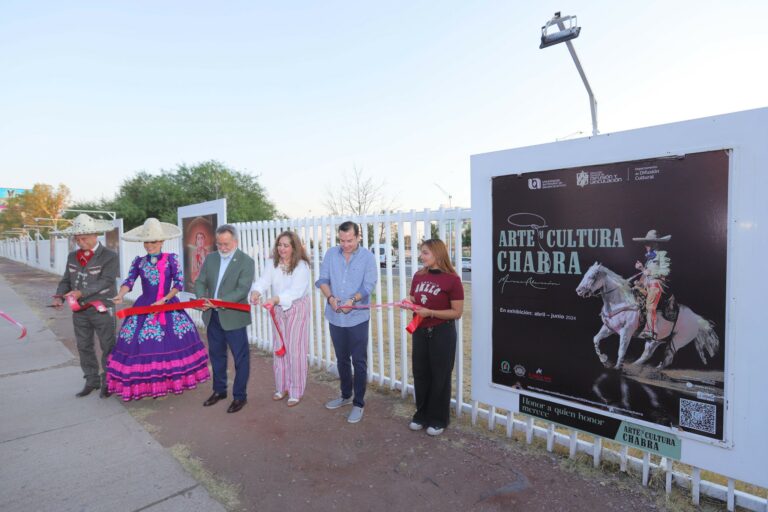 Galería Urbana de la UAA presenta la exposición “Arte y Cultura Charra”