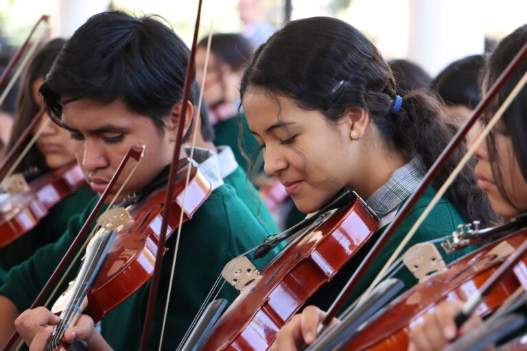Invitan a estudiantes a formar parte del Mariachi Monumental de Aguascalientes