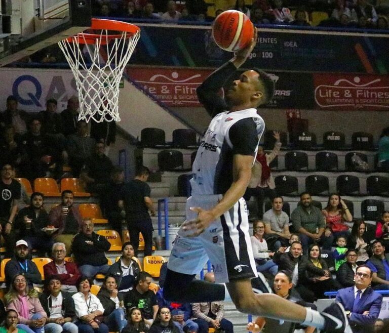 Stedmon Lemon regresa a Panteras 