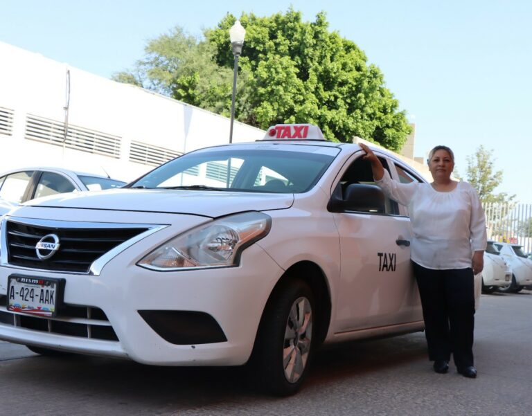 Últimos días para que policías y transportistas accedan a becas educativas