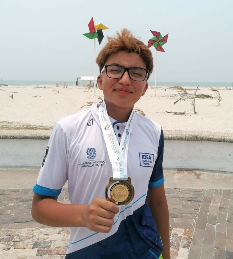 Hidrocálido logra el oro en triatlón en los Juegos CONADE